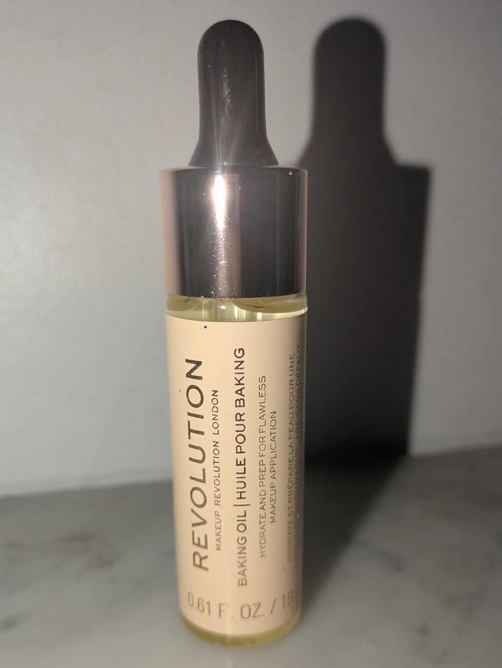 Makeup Revolution London Baking Oil Hydrating Primer 0.61 fl oz NEW